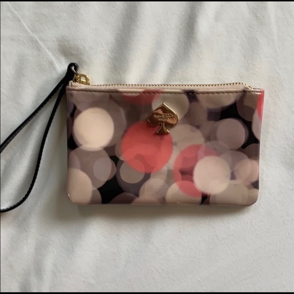 Authentic Kate Spade Faux Patent Leather Wristlet - Picture 2 of 5